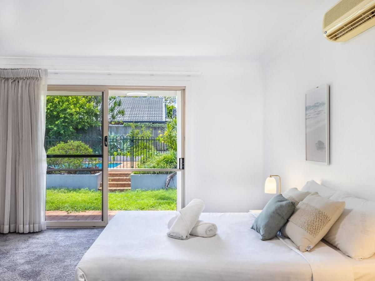 Modern 5bedroom House W Outdoor Pool Robertson Holiday home *