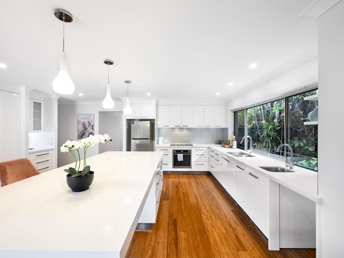 Modern 5bedroom House W Outdoor Pool Robertson Brisbane