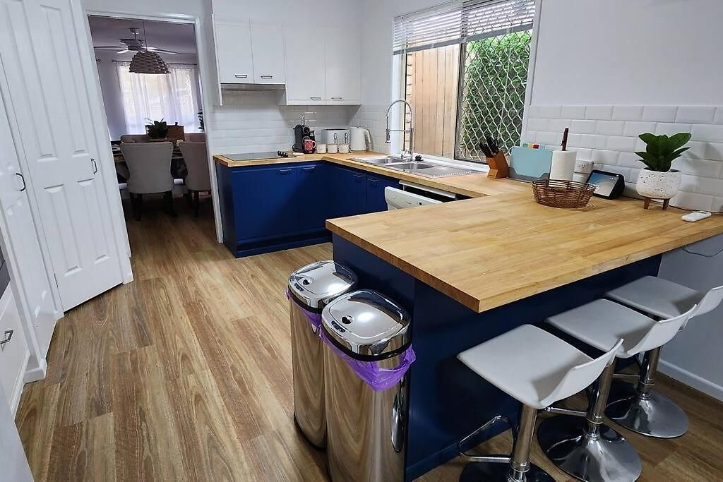 Holiday home Peaceful Getaway - Stylish, Newly Updated House