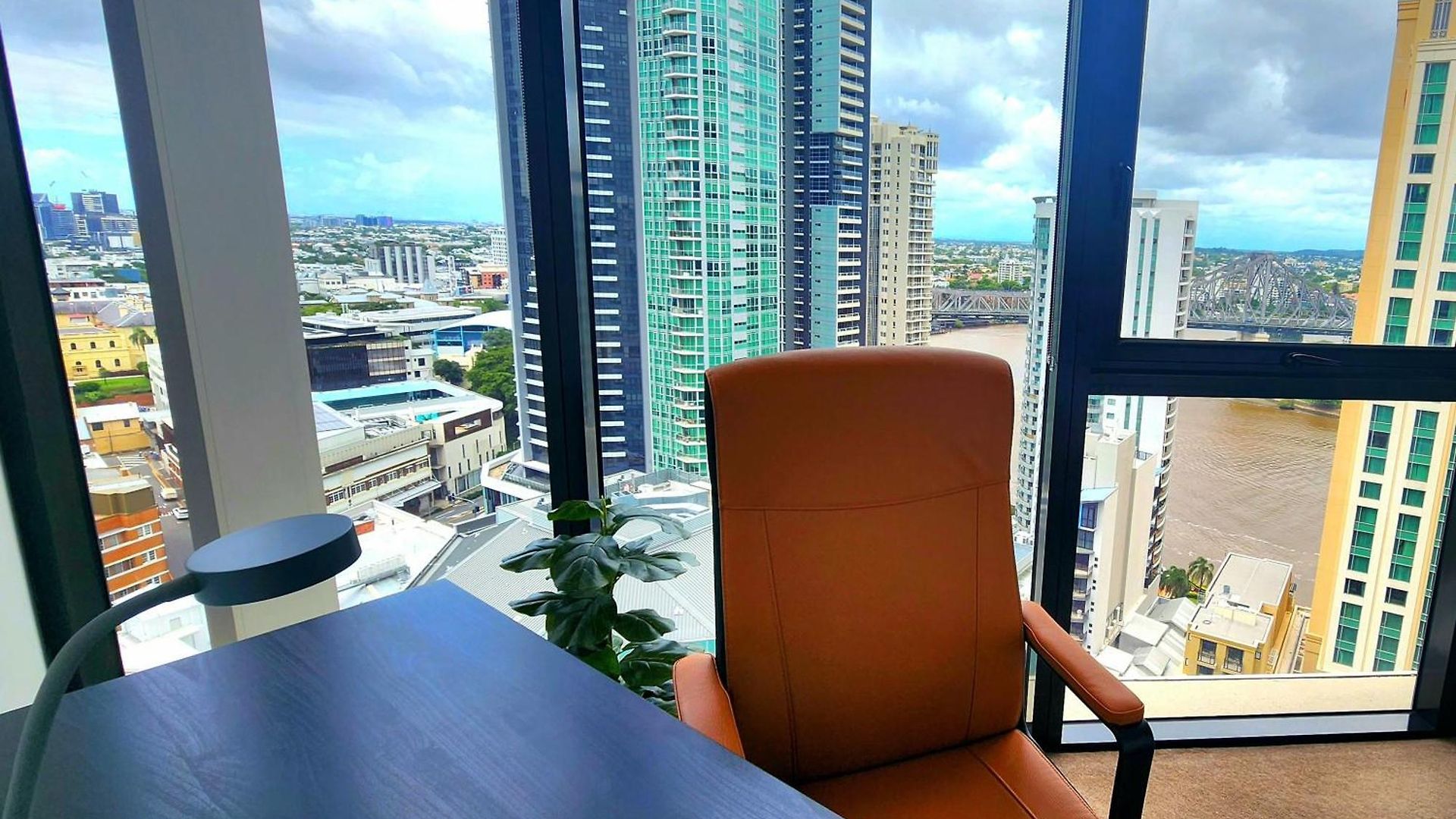 Great Location And Amazing Views Brisbane