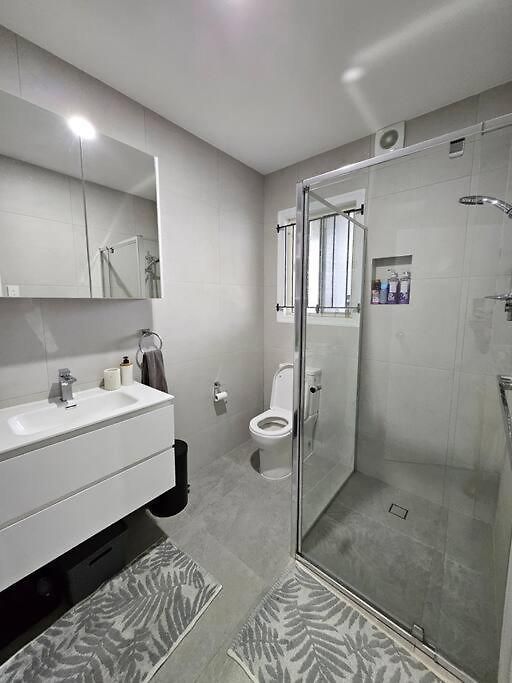 Prime Location: Just Steps Away From Oxford Street Apartment