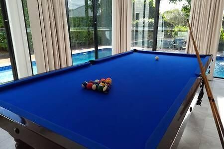 Holiday home 5bdr Ultimate Family Retreat Pool Toys Galore *