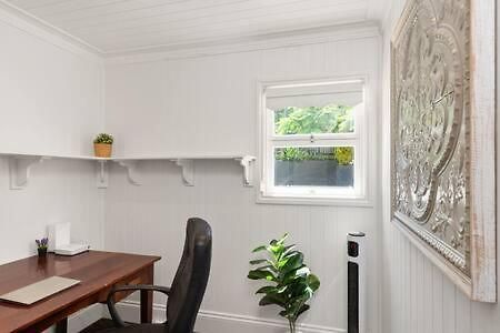 Pet-friendly Haven: Fast Wi-fi & Netflix Holiday home *