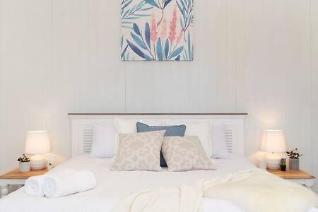 Holiday home Pet-friendly Haven: Fast Wi-fi & Netflix