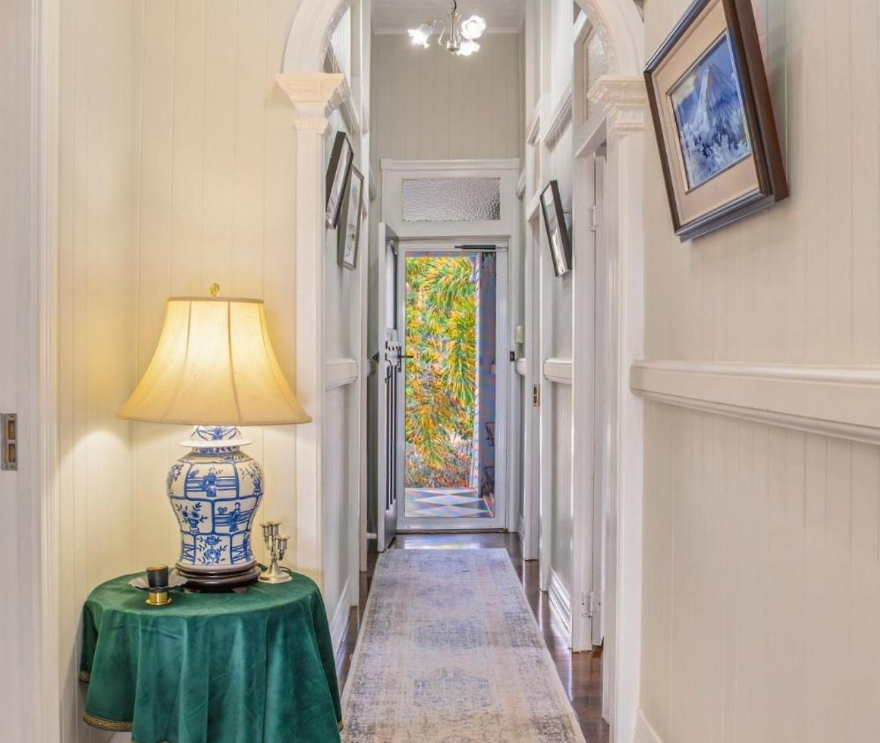 5br Queenslander - Walk To The Gabba - Sleeps 10