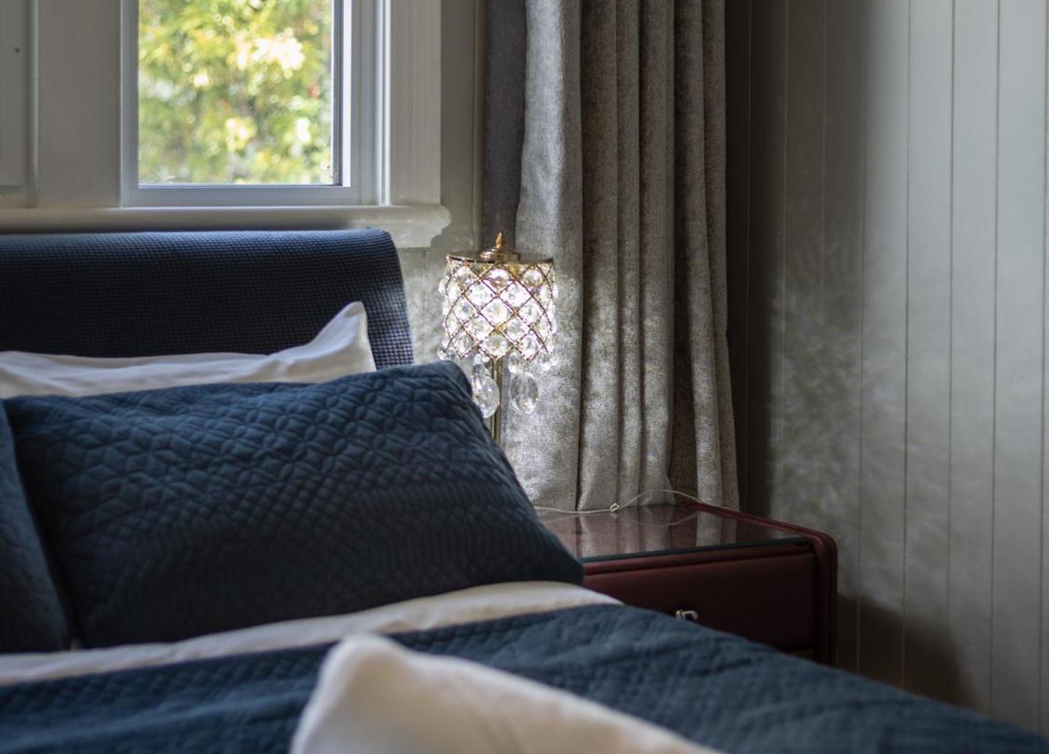 Holiday home 5br Queenslander - Walk To The Gabba - Sleeps 10 *