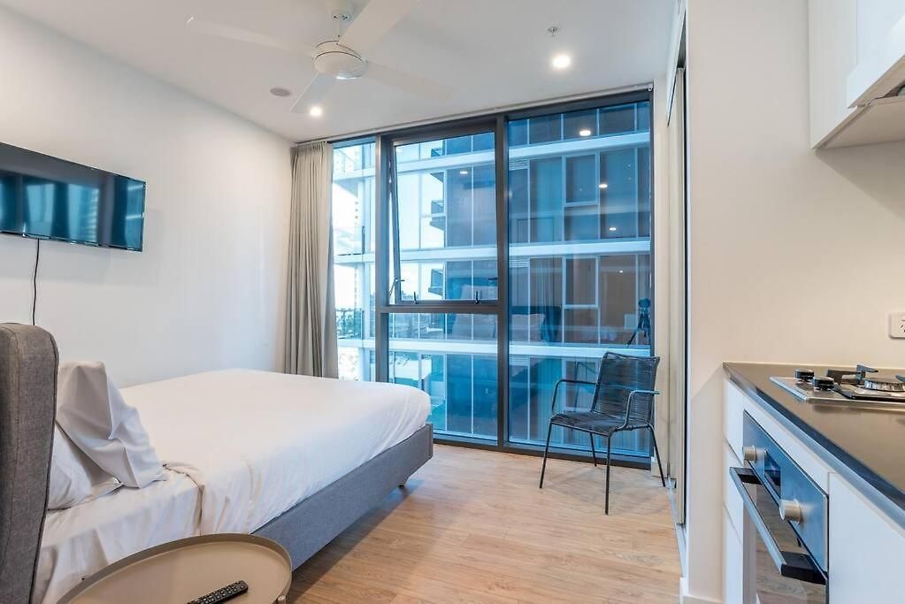 Cozy 1bed In South Next To Station Apartment *