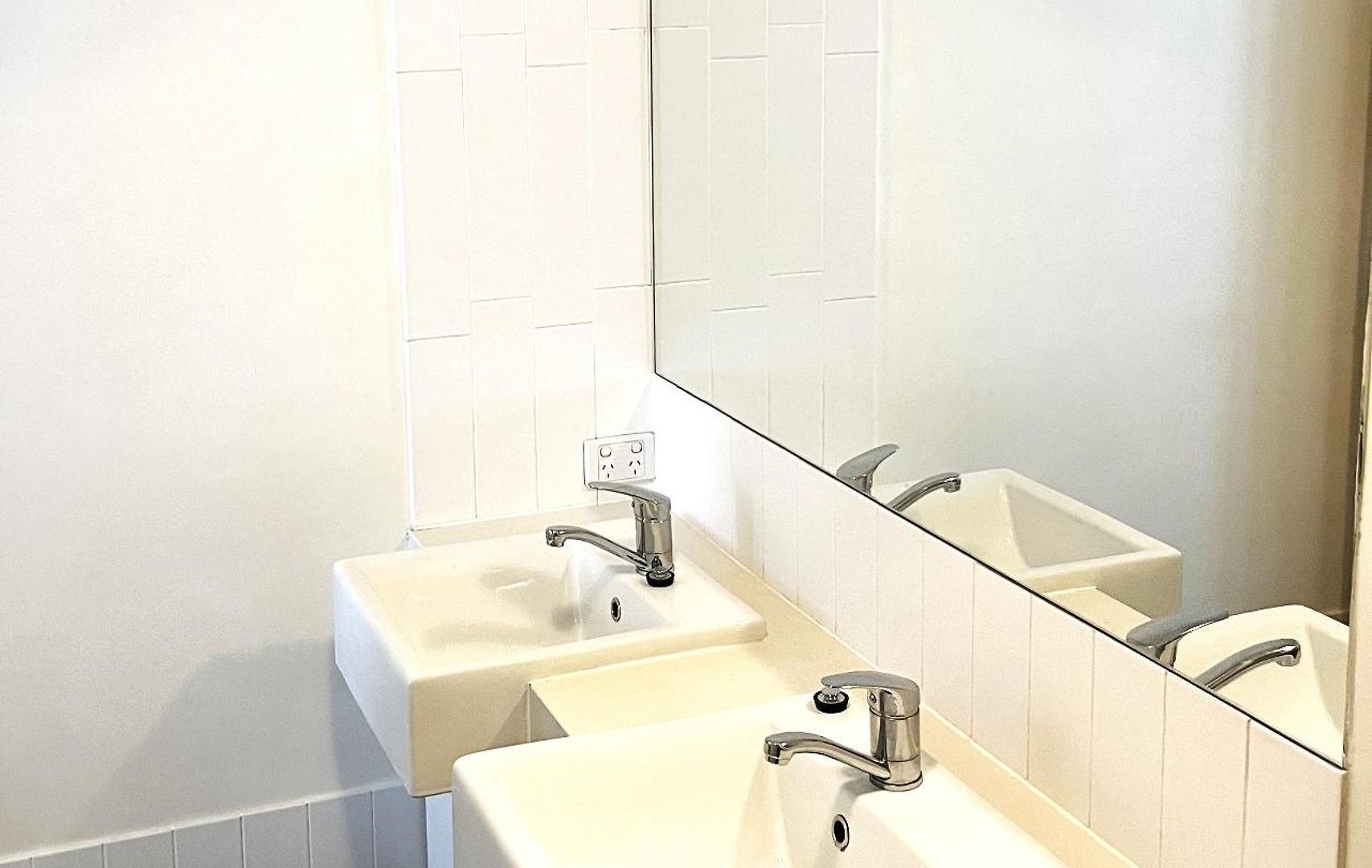 Apartment Perfect Locale 2bed Parking Brisbane