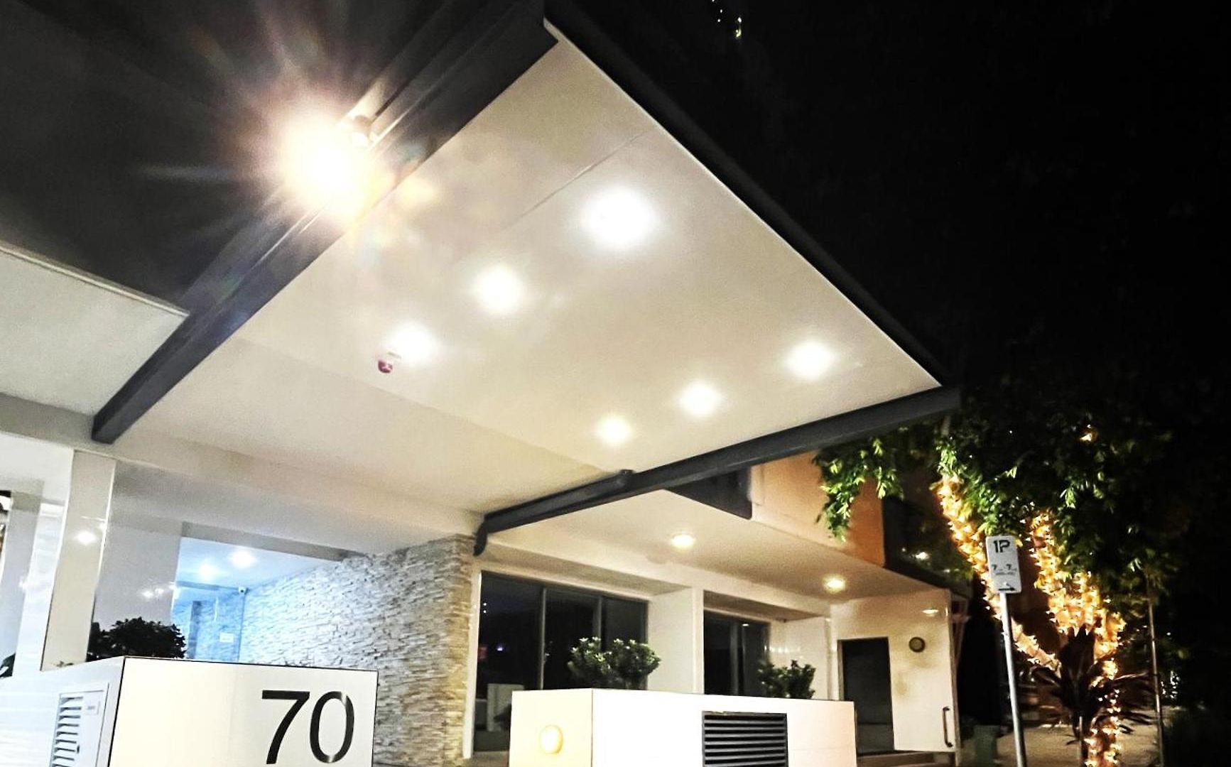 Perfect Locale 2bed Parking Apartment Brisbane