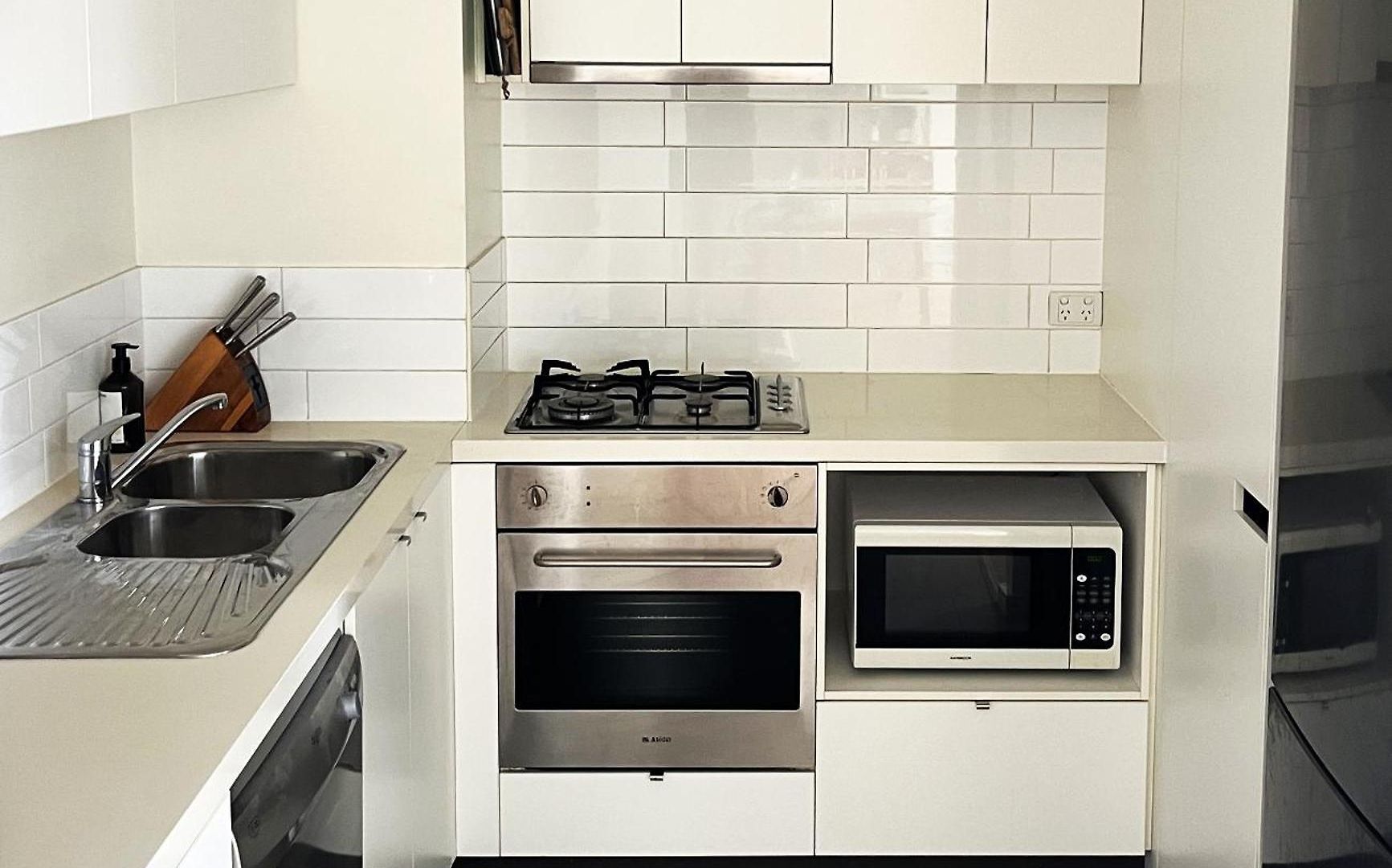 Perfect Locale 2bed Parking Apartment Brisbane