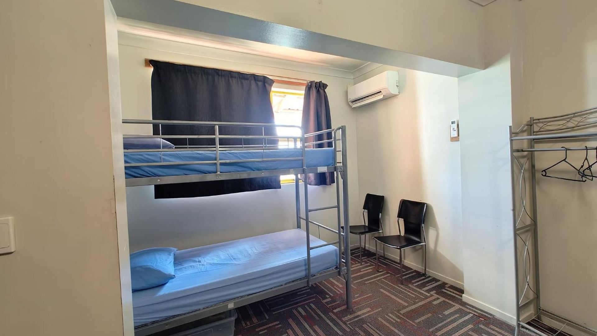 Backpackers Hq