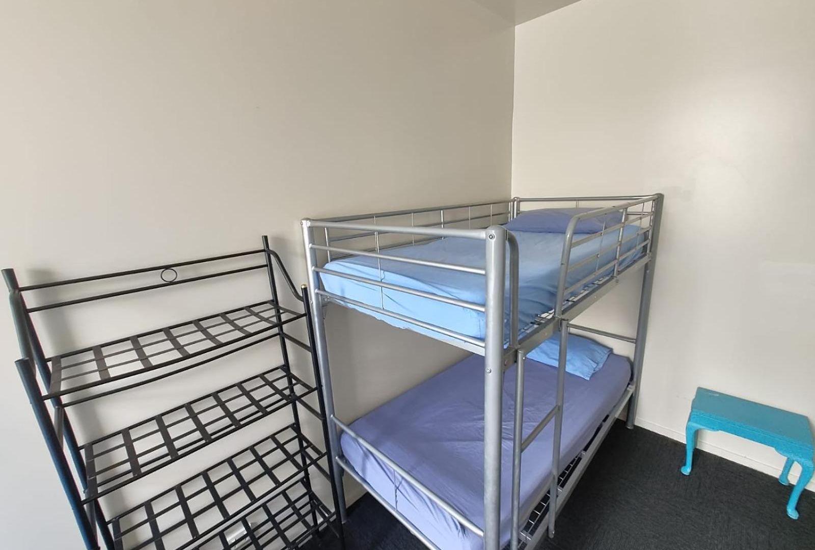 Backpackers Hq Hostel *