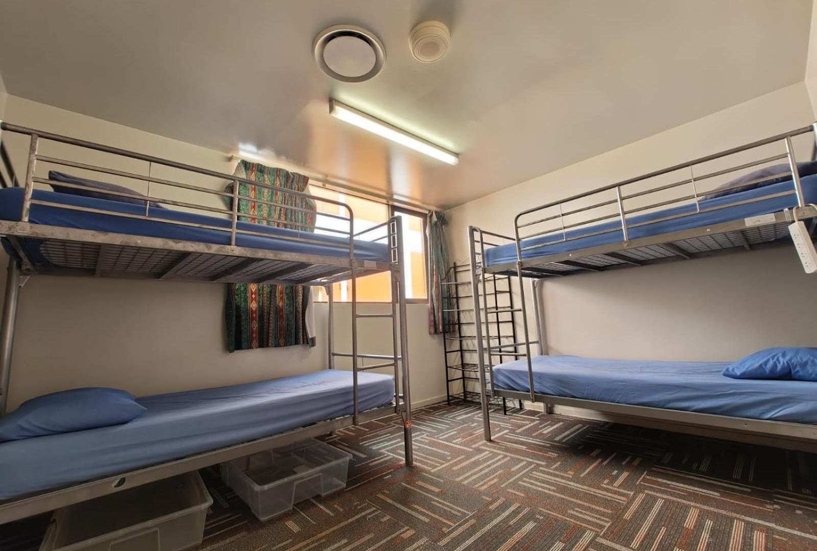 Backpackers Hq Hostel
