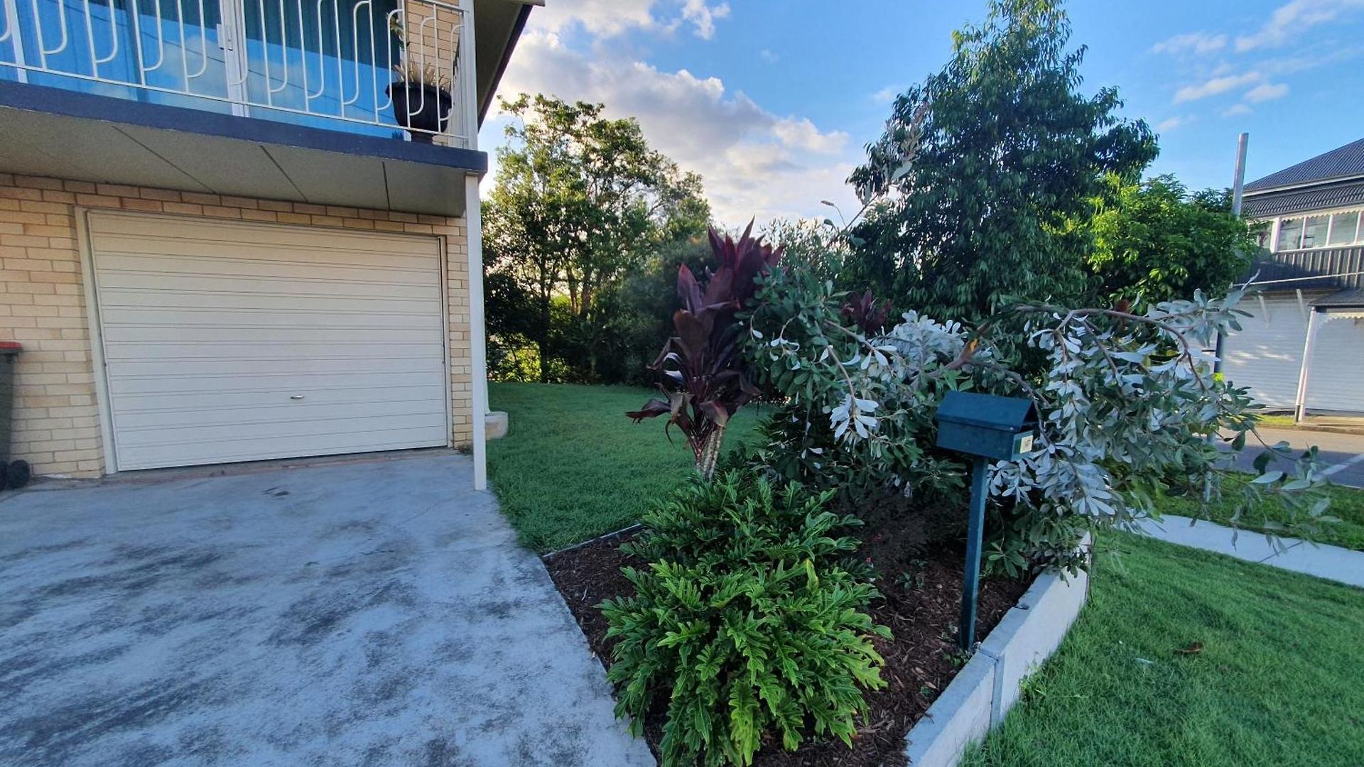 Homestay Amazing Location-private In A Share House-2 Available!! Brisbane