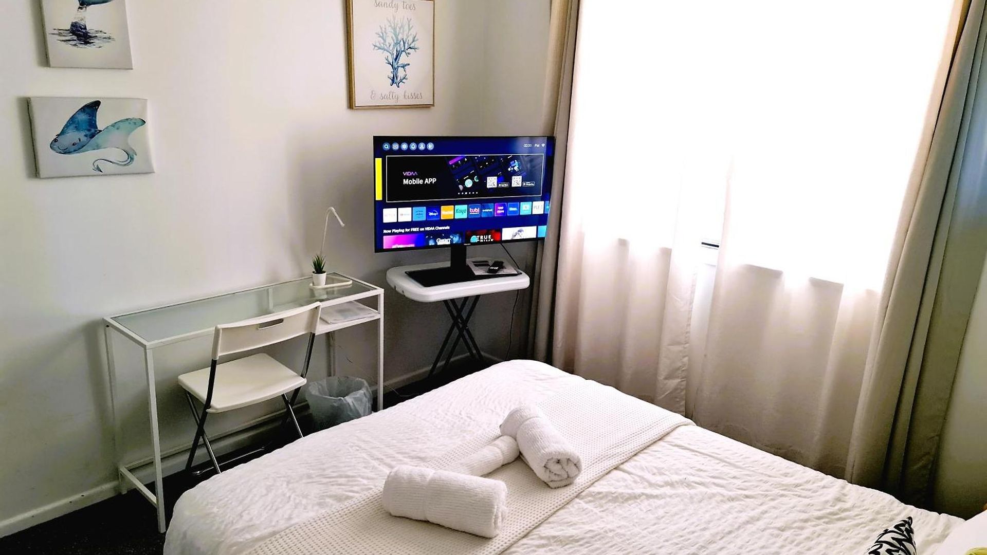 Amazing Location-private In A Share House-2 Available!!