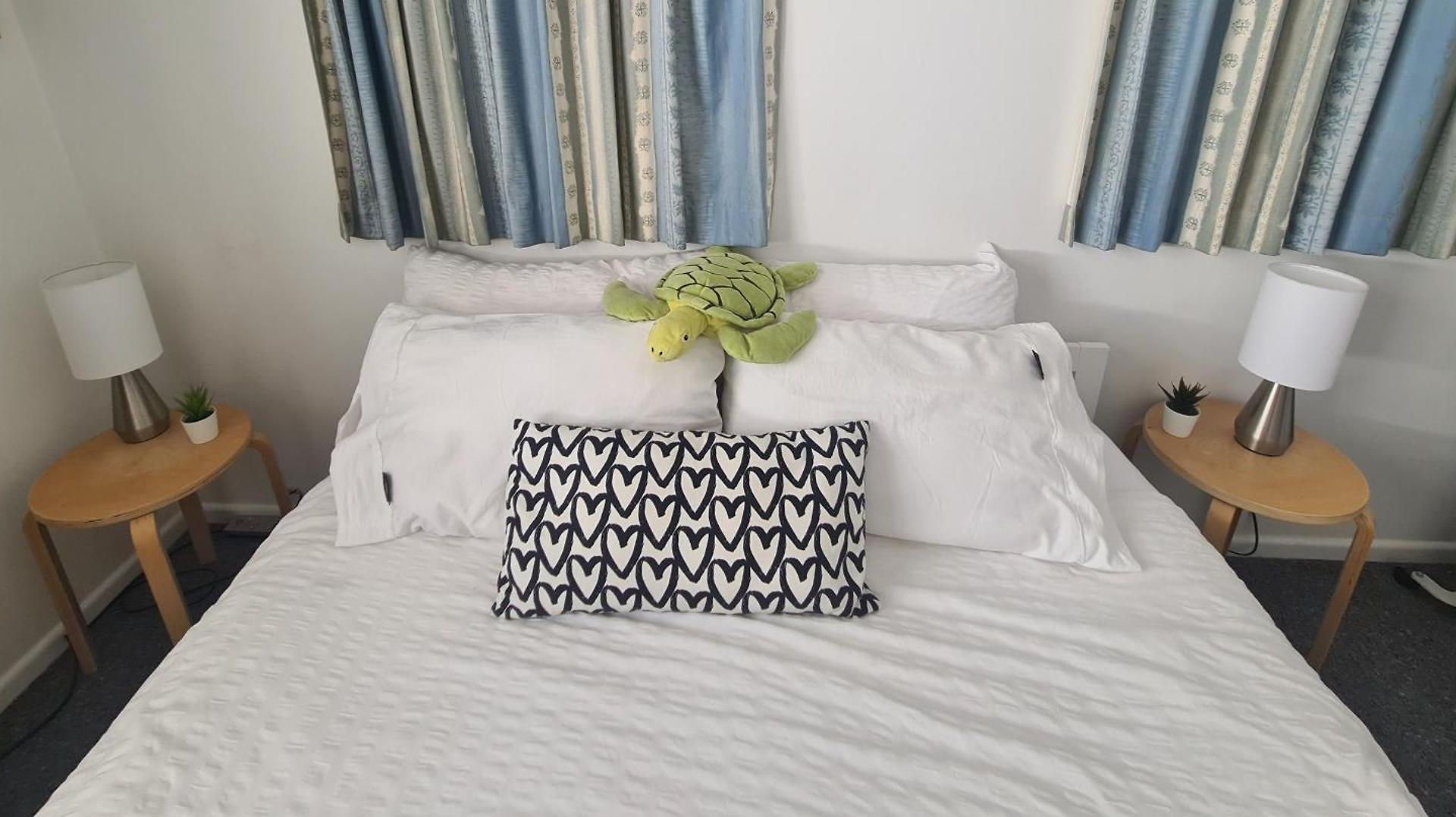 Amazing Location-private In A Share House-2 Available!! Homestay