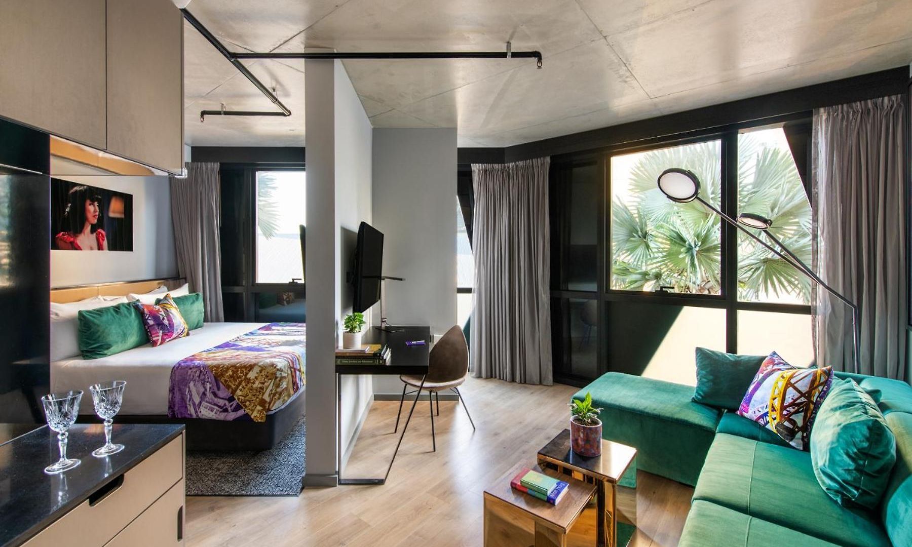 Crystalbrook Vincent Hotel 5*