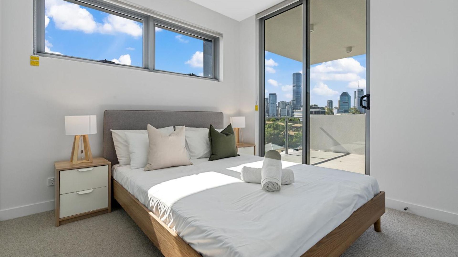Apartment The Roocrest - Kangaroo Point Brand New 2br With Parking Brisbane