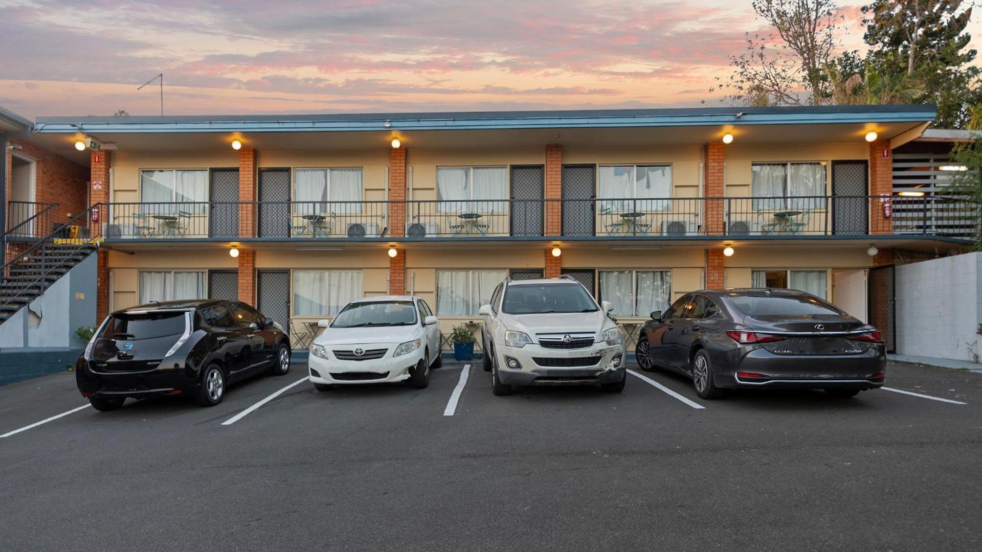 Motel S1