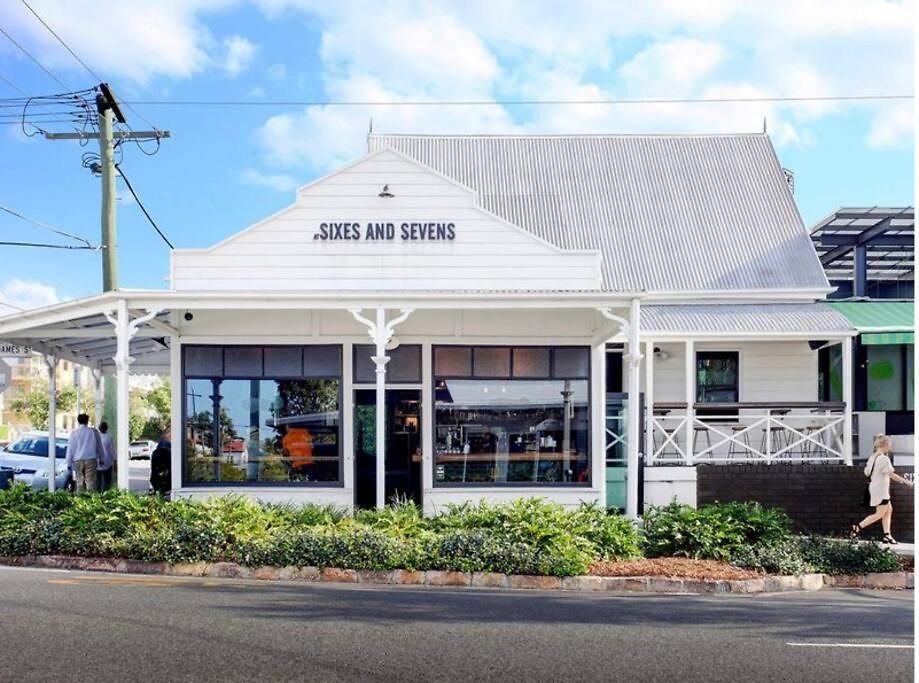 New Farm Water Views! 2bed/2bath/1car Apartment Brisbane