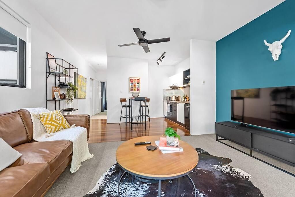 Apartment Tasteful Teneriffe - 1bed, 1bath, Balconies Brisbane
