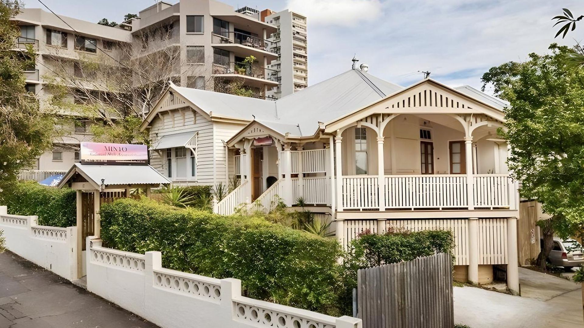 Minto Hostel