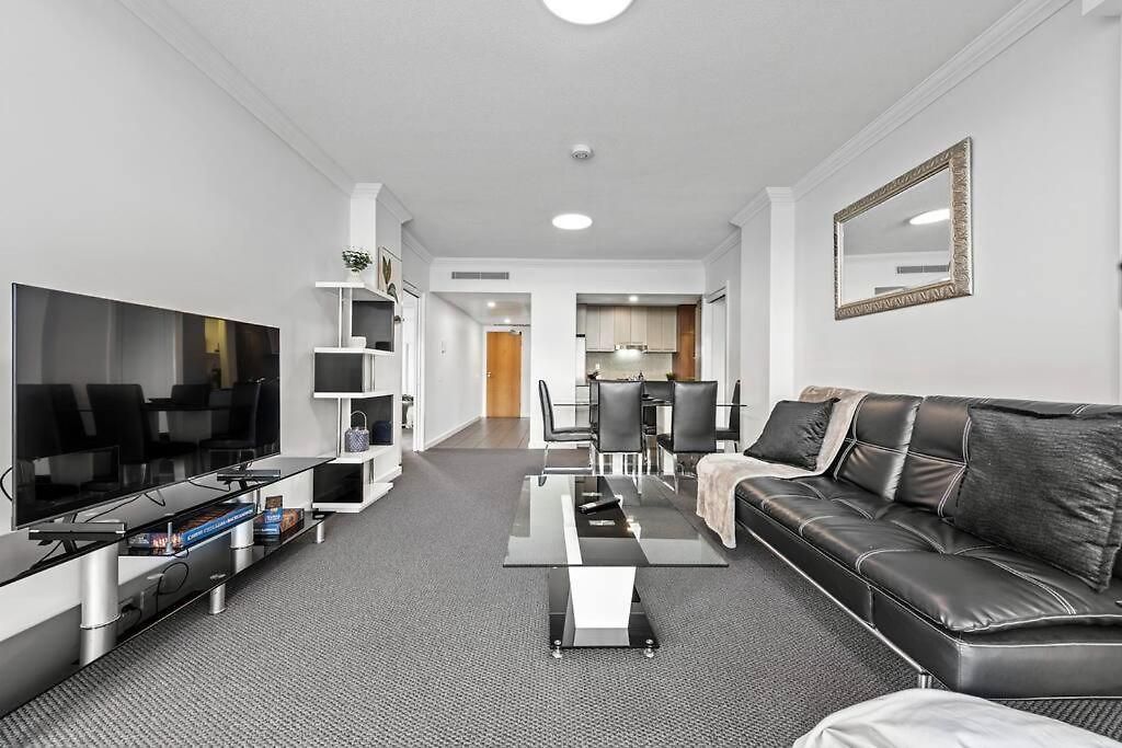 Apartment Prime Position! 3bed/2bath/1car ~ 10mins To Cbd Brisbane