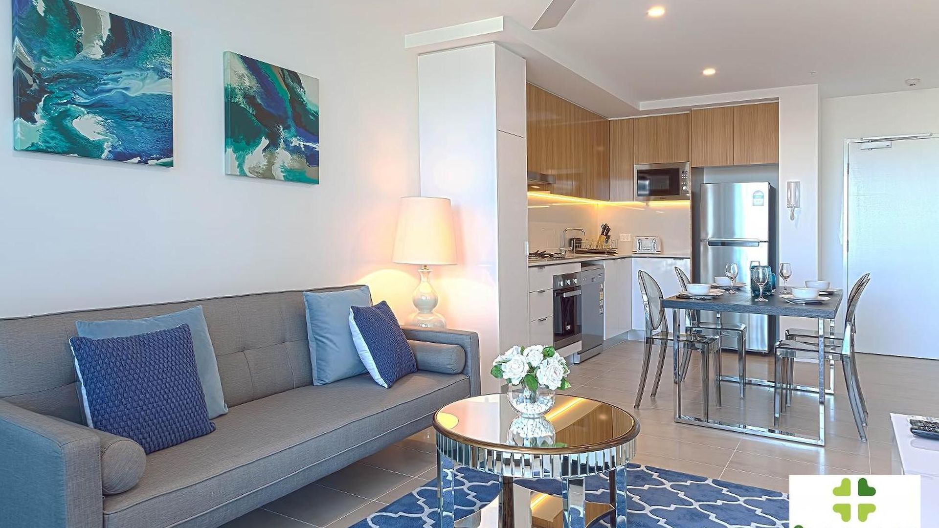 Fleet Lane Aparthotel 4*