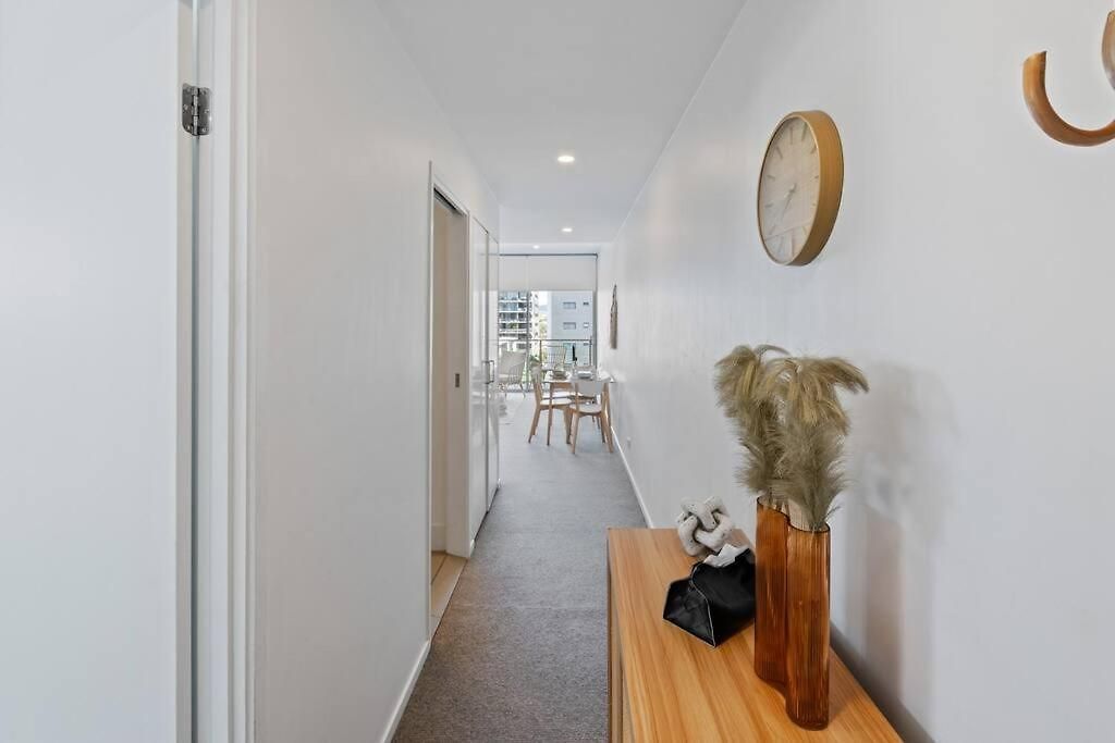 Apartment Peaceful With Parking *