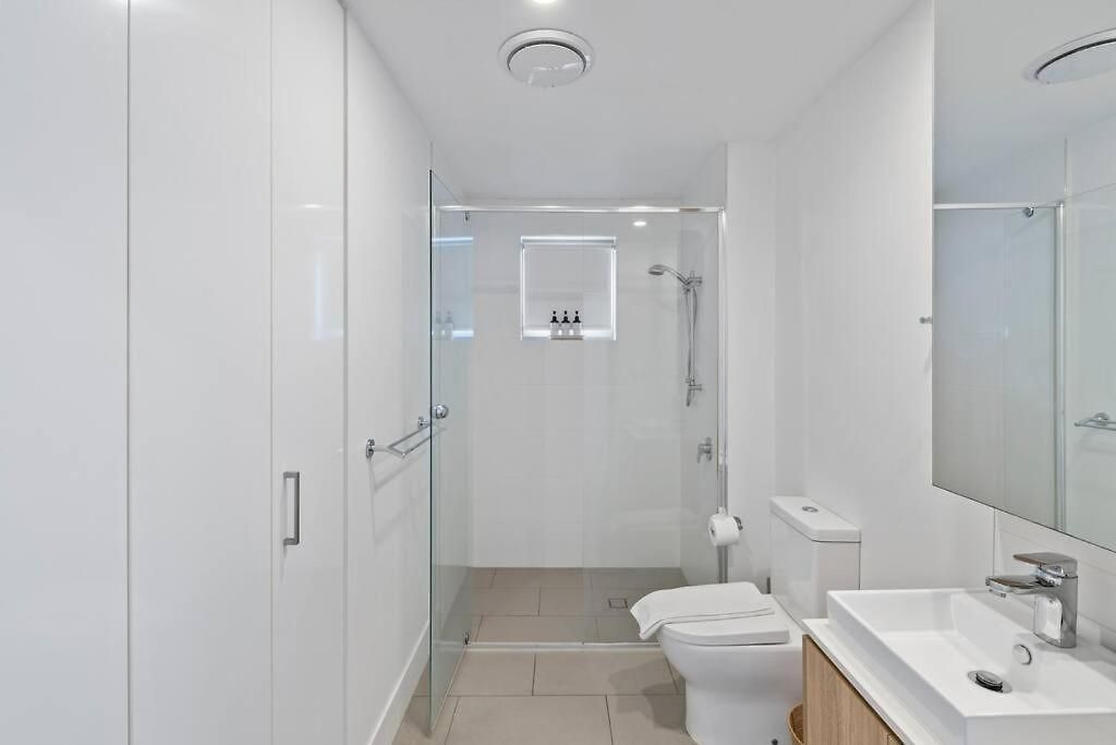 Peaceful With Parking Apartment Brisbane