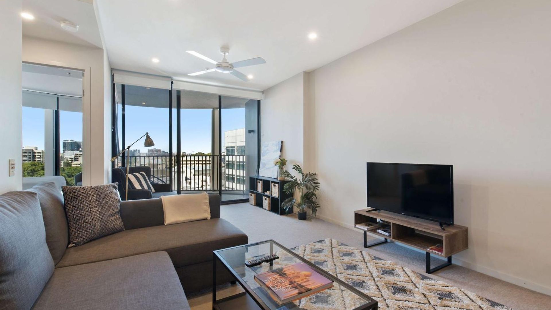 Apartment Queen St *