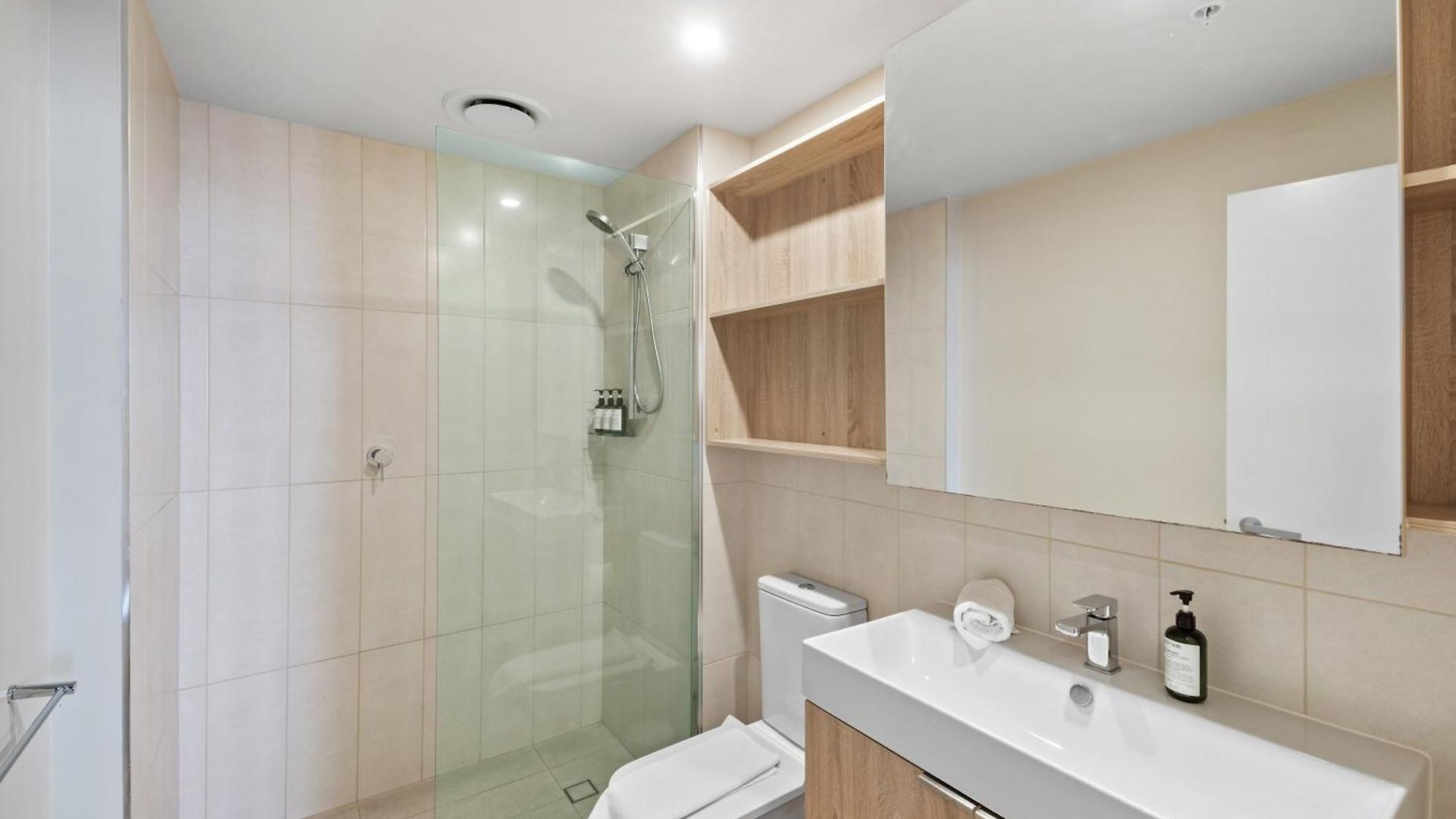 Apartment Queen St Brisbane