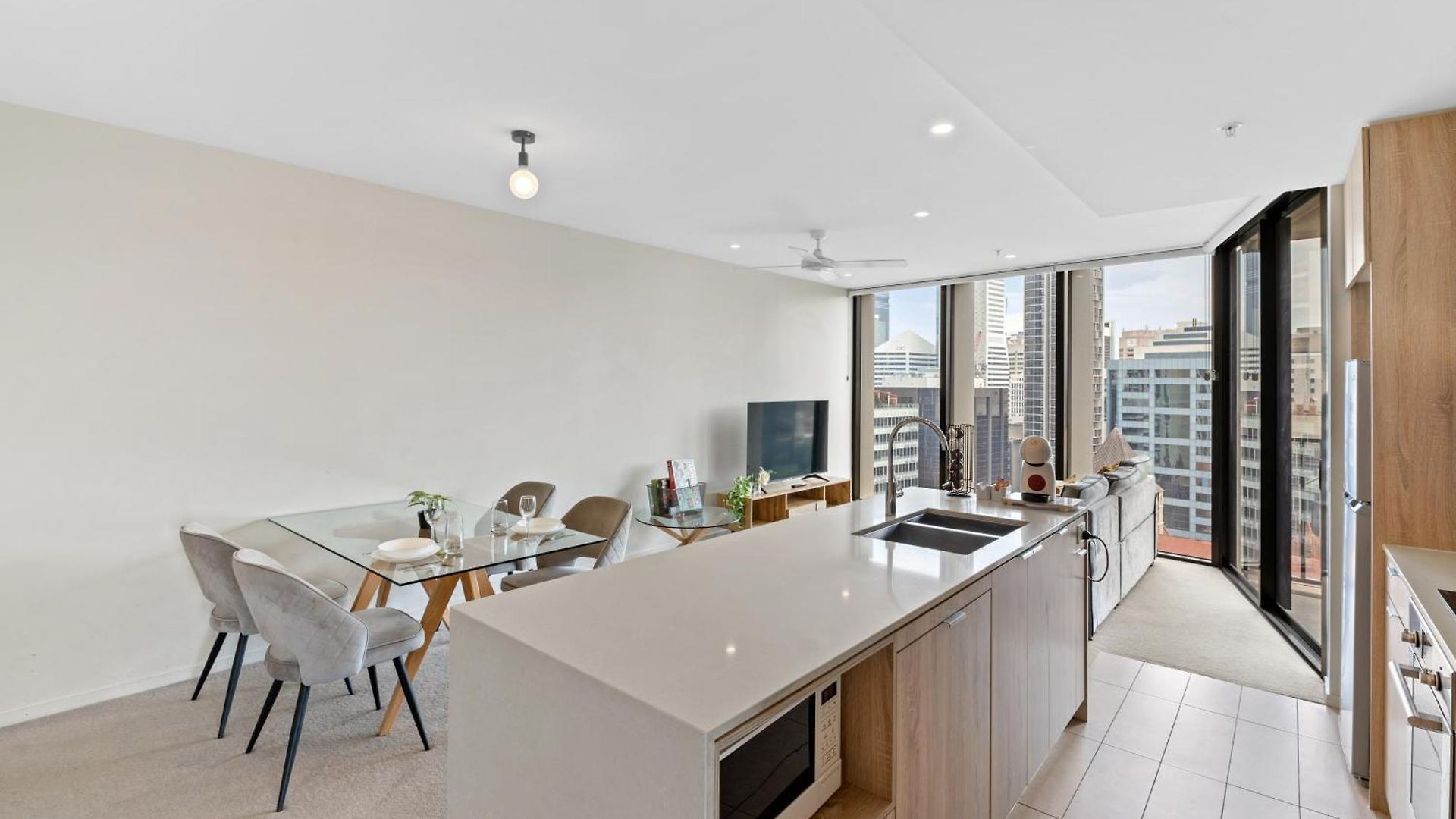 Apartment Queen St Brisbane