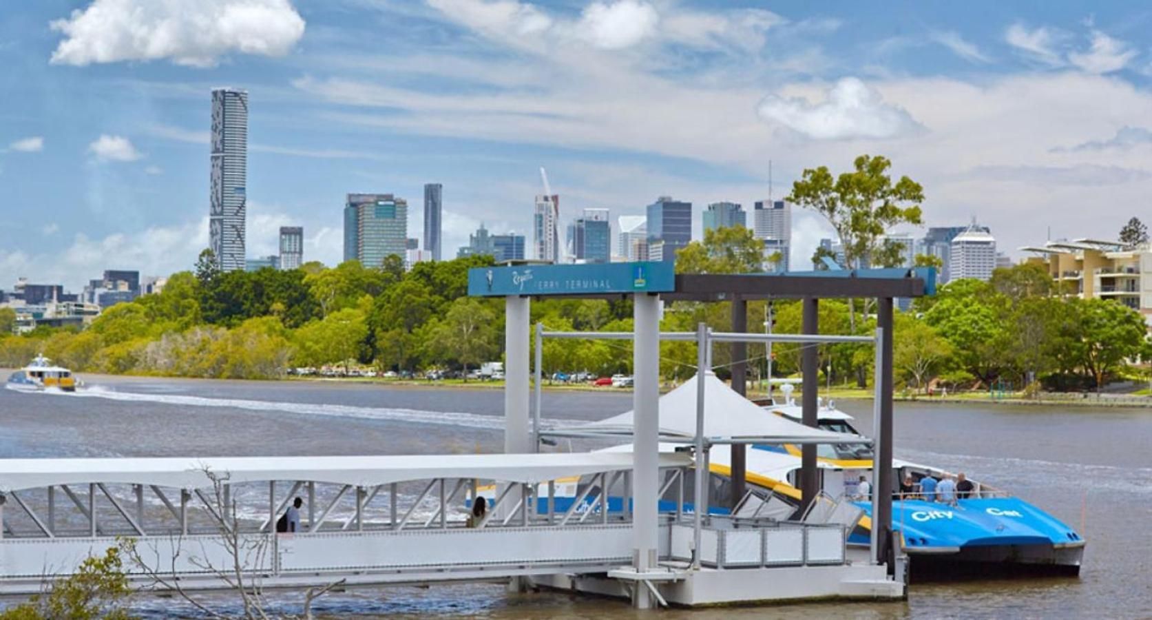 Of Toowong Neat Near Station Brisbane