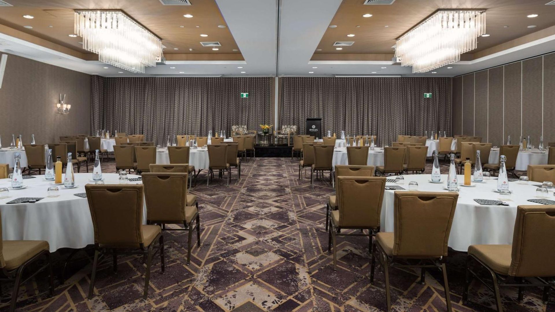 Rydges South Bank 4*