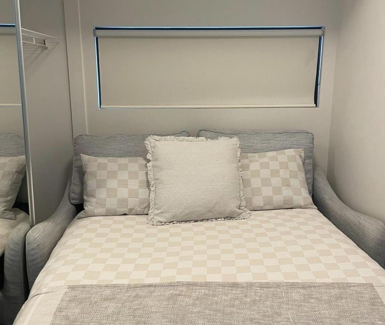 Luxury Center King Bed And Study Brisbane