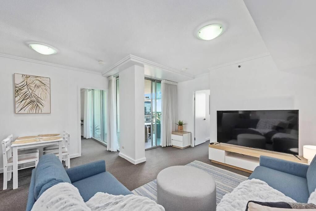 Apartment Heights! 2bed/1bath/1car/views ~ Cbd