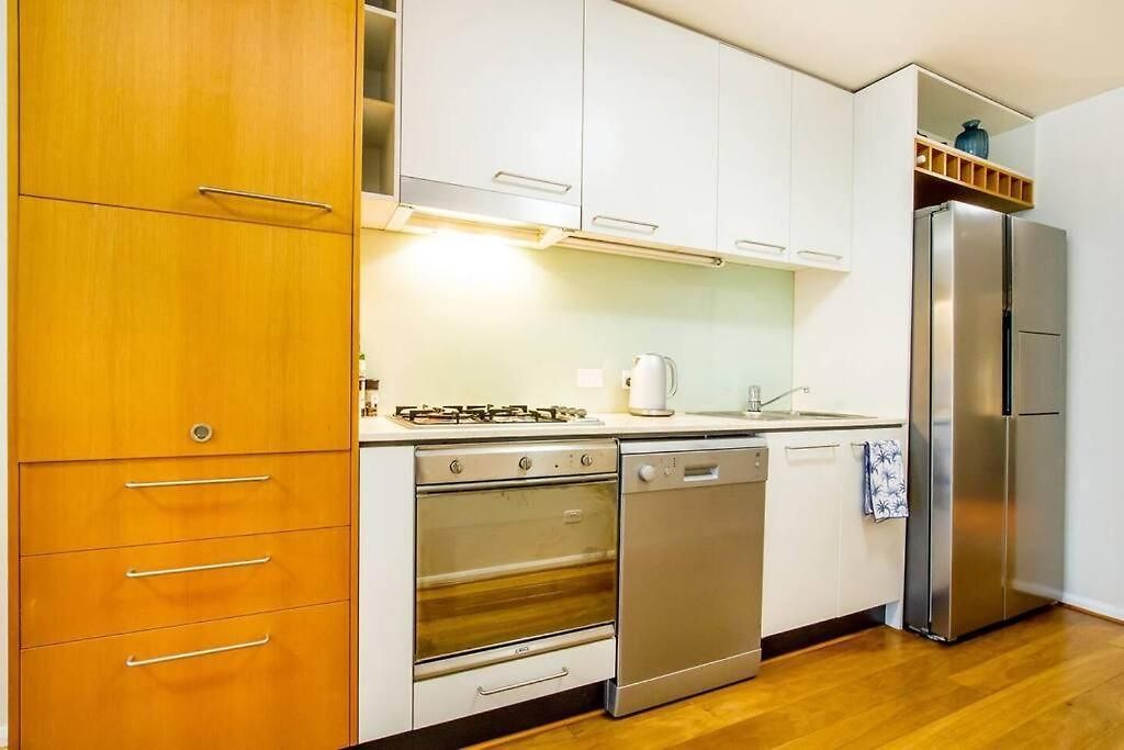 1br, Study + Patio & Pool Brisbane