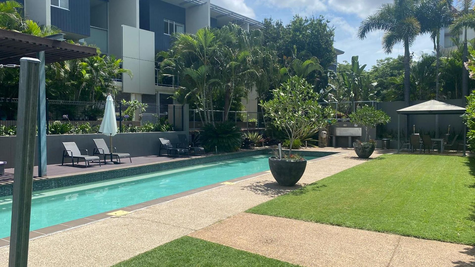 1br, Study + Patio & Pool * Brisbane