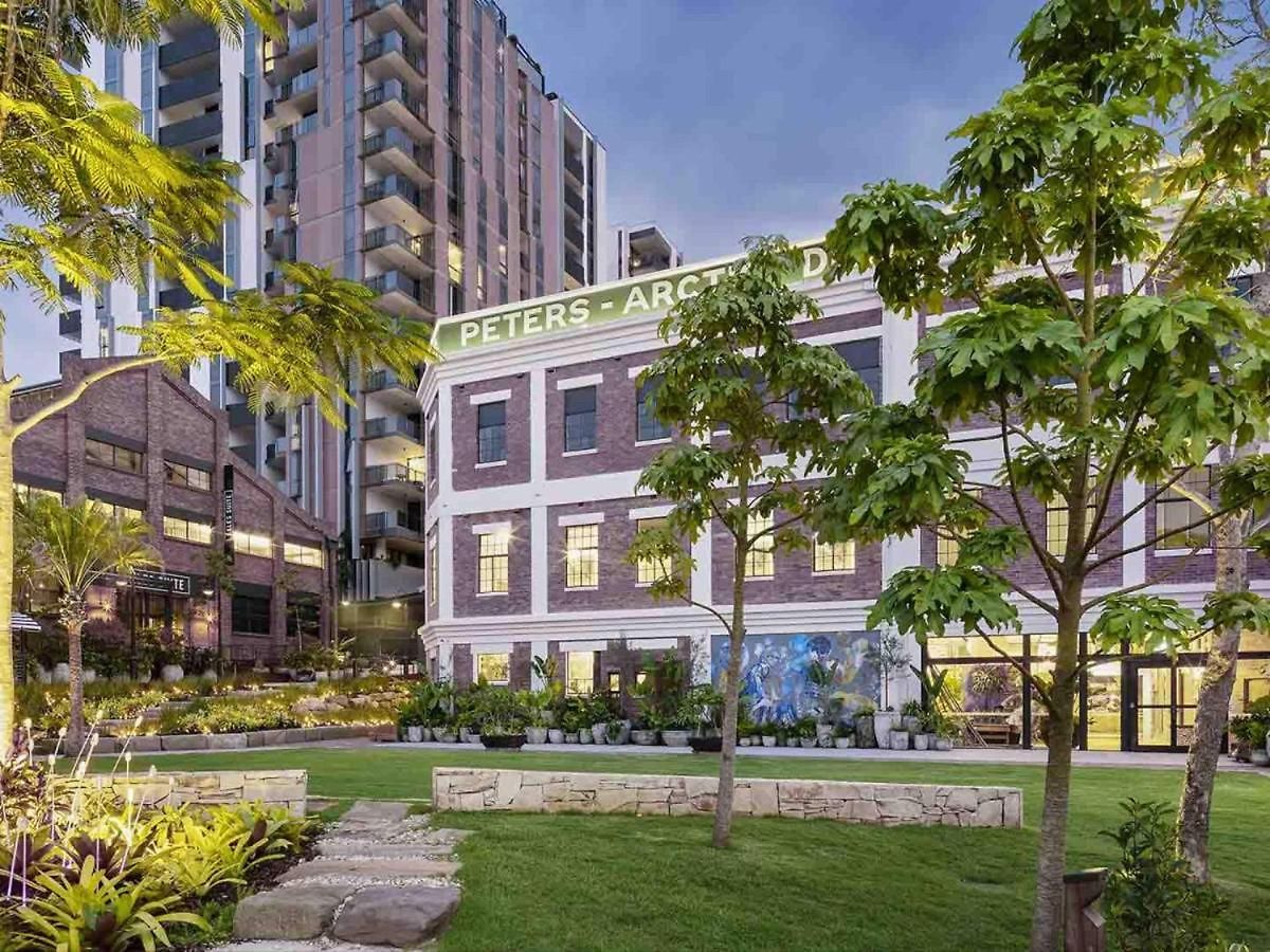 1br Luxury At Prime Location W Carpark Brisbane
