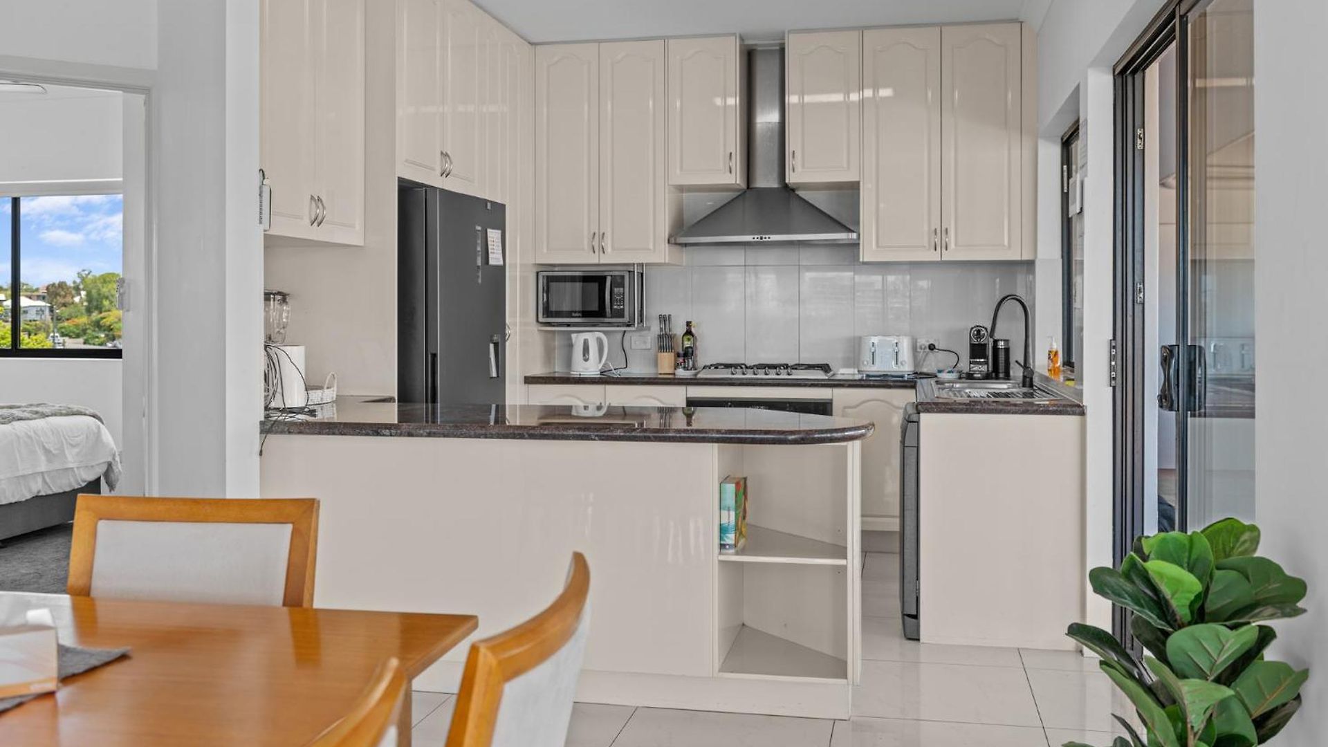 Luxury 2-bed Penthouse With Private Rooftop