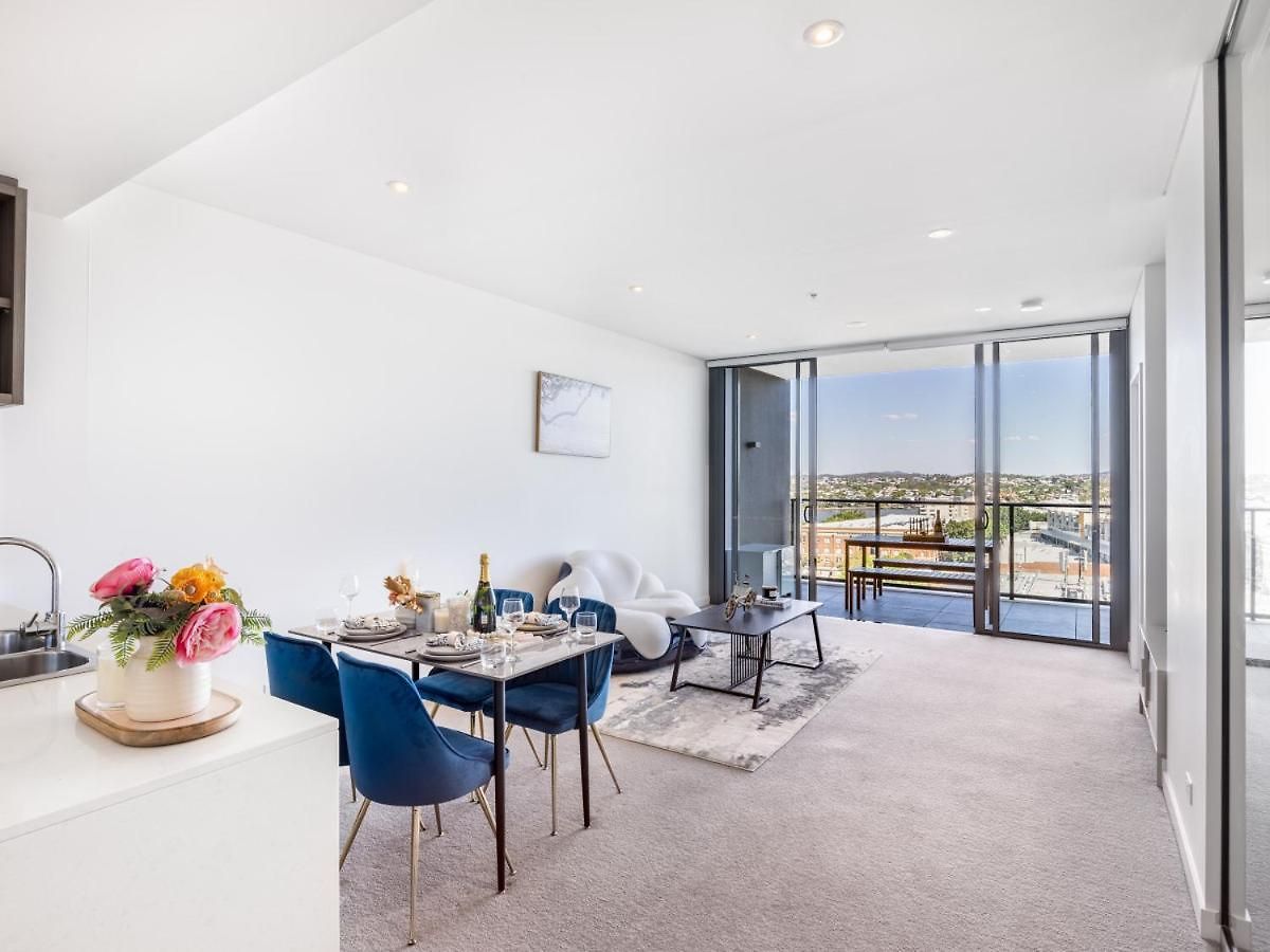 Amazing Cityview Glamourous 2br W Parkpool Apartment *