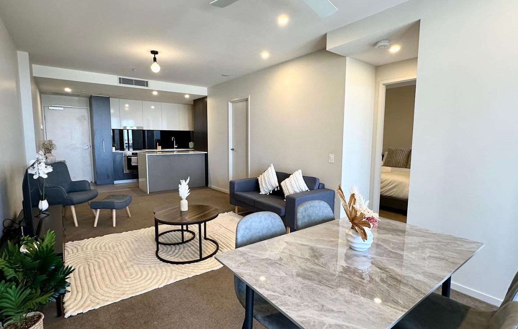 Apartment Spire Residences By The Spire Manager