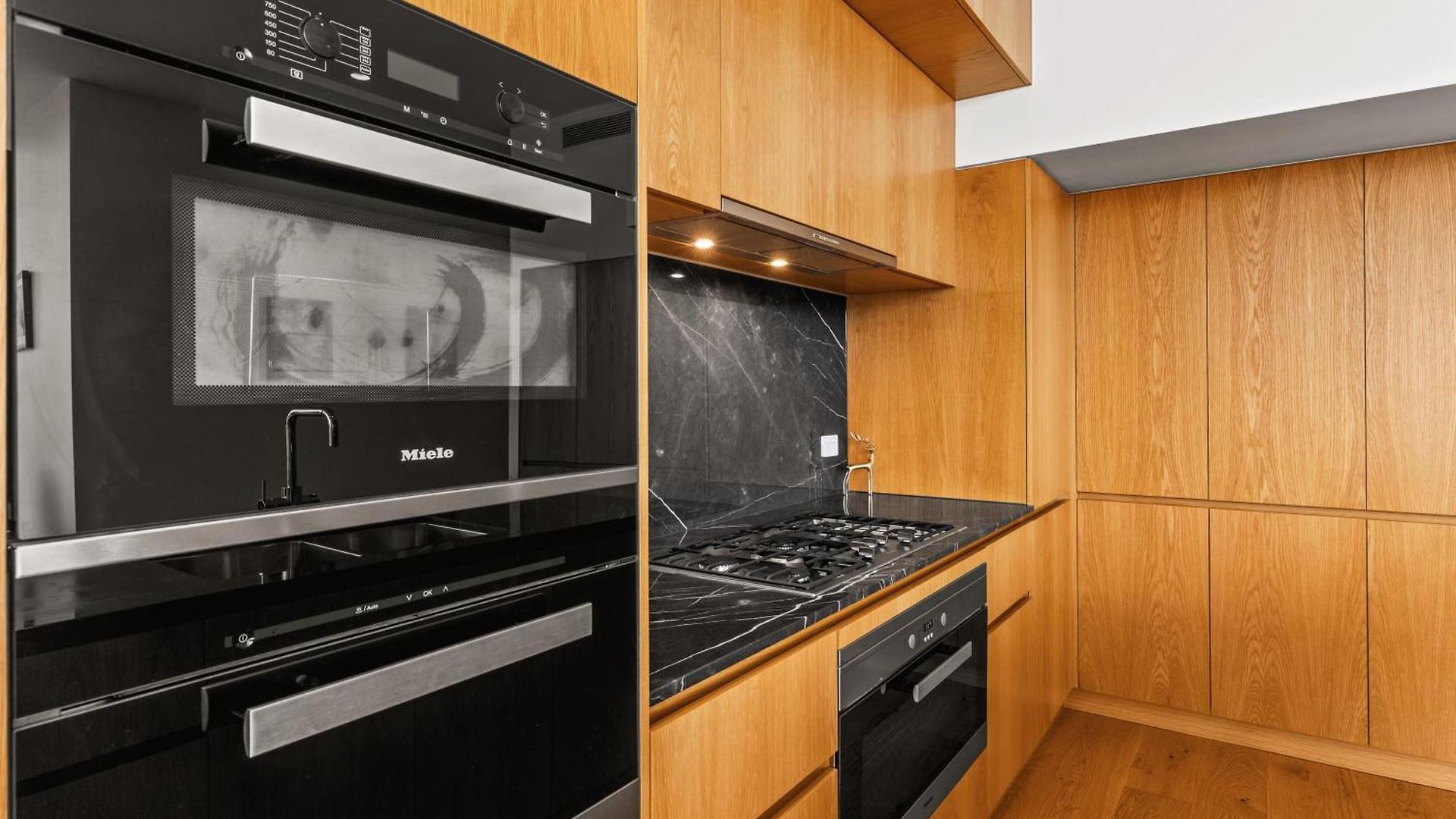 Aparthotel One By Cllix 5*