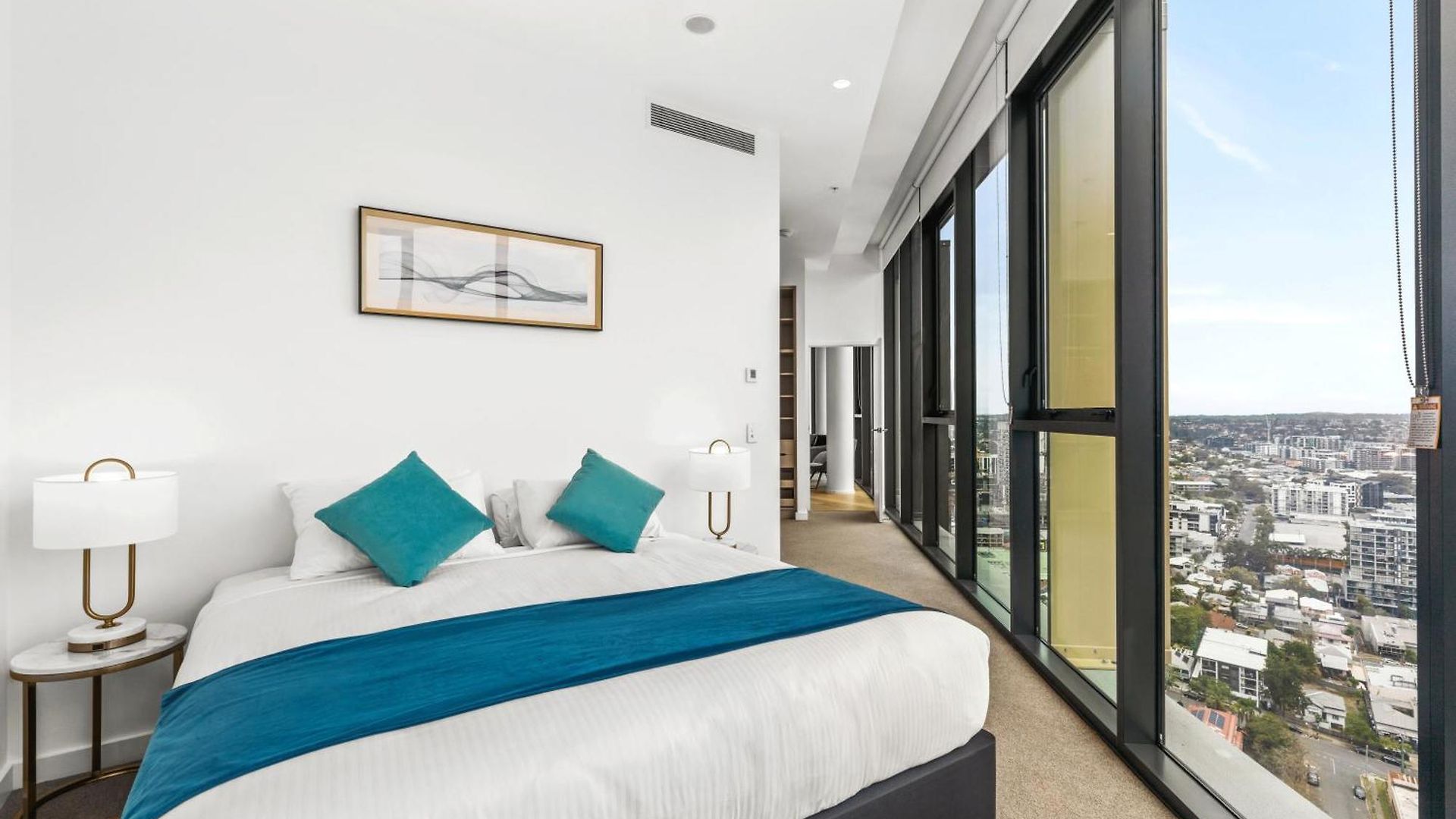 One By Cllix Aparthotel