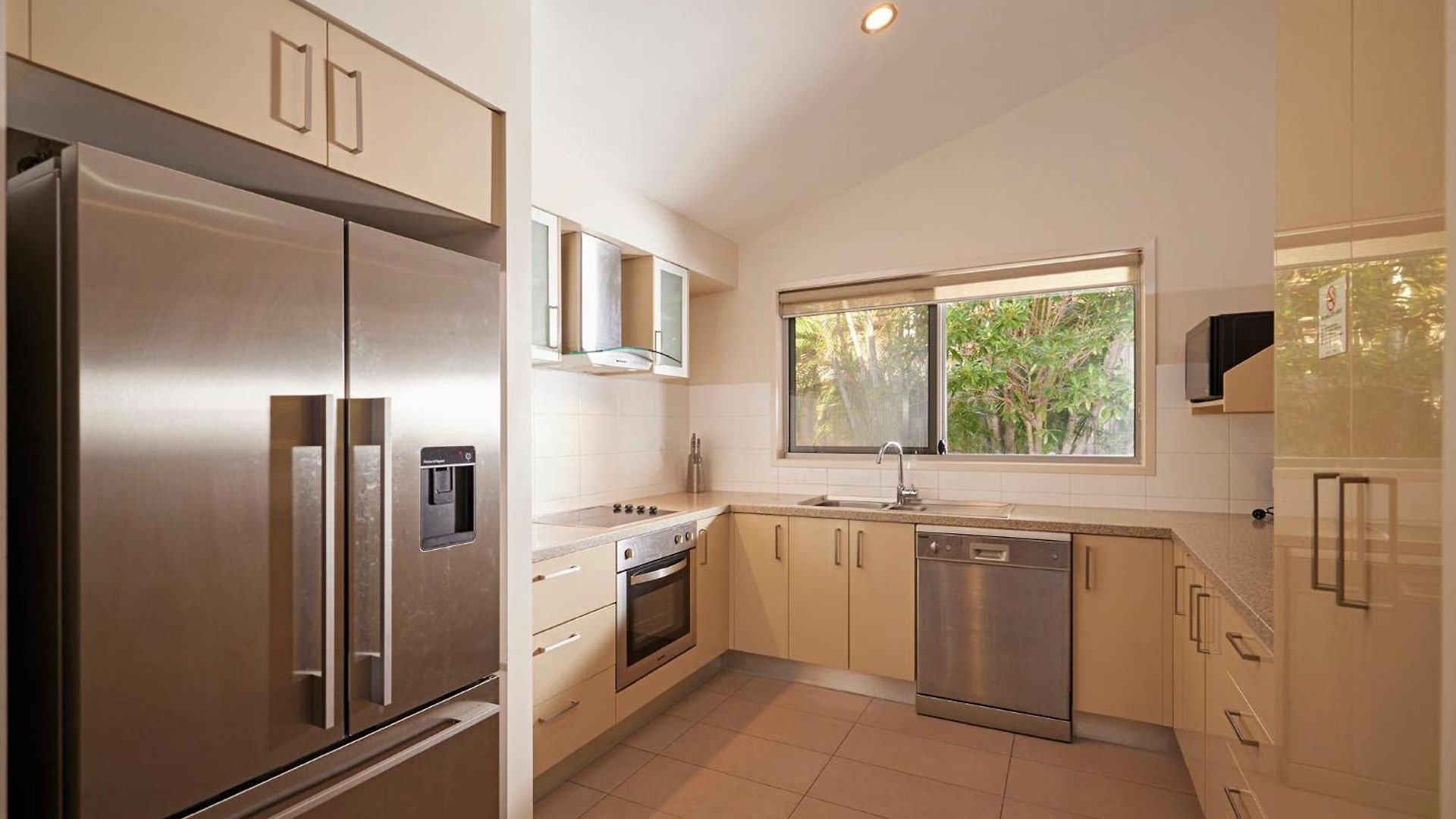 Village 5* Brisbane