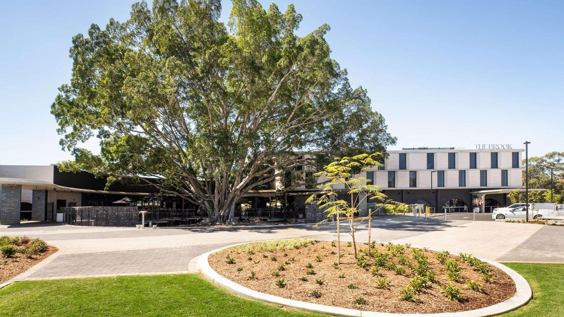 Nightelier Mitchelton The Brook Hotel 4*