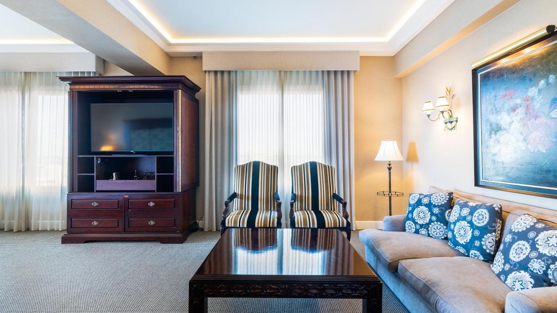 Stamford Plaza Hotel