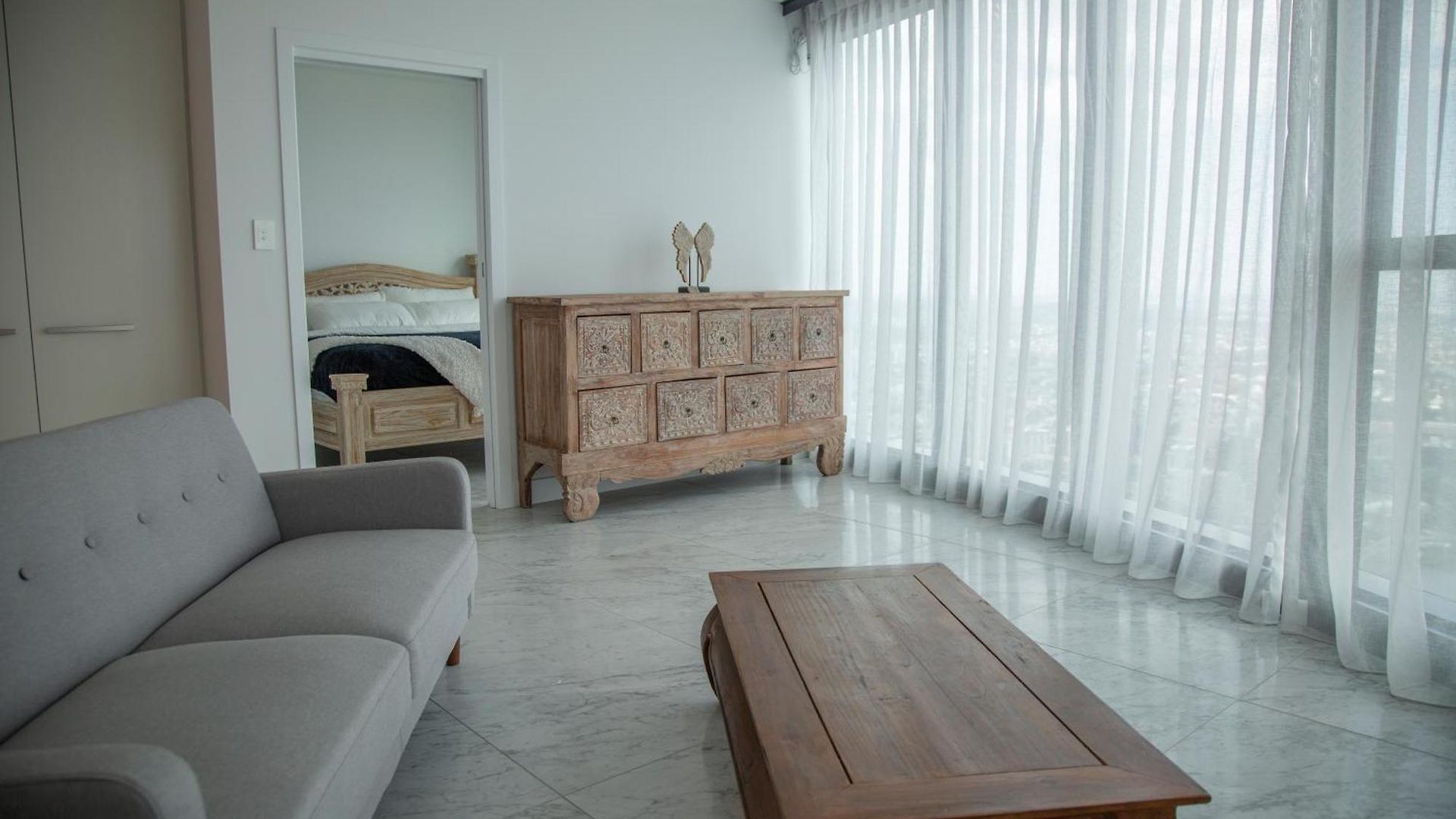 2 Bed 2 Bath In Cbd With Car Park * Brisbane