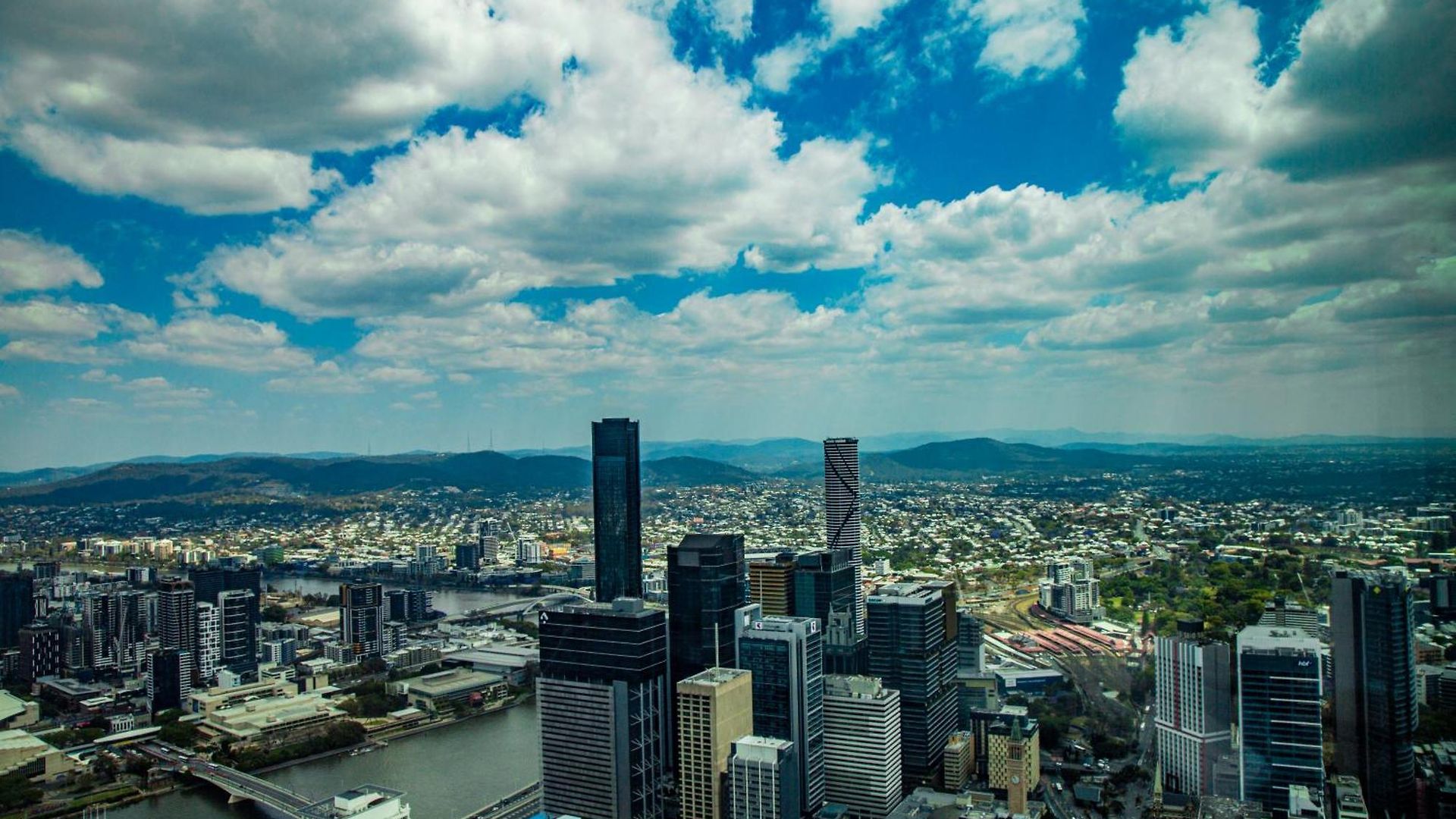 2 Bed 2 Bath In Cbd With Car Park Apartment Brisbane